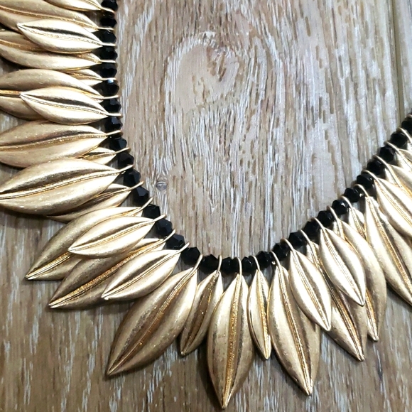 Necklace - Picture 2 of 2